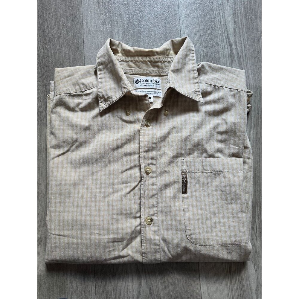 Columbia Mens Beige Plaid Button-Up Shirt L 100% Cotton Casual Short Sleeve